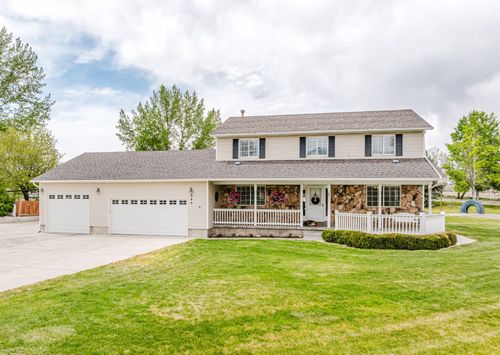 393 Palace Cir, Spring Creek, NV, 89815-6954 | Card Image