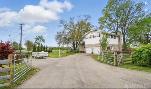 8004 Manning Rd, Germantown, OH, 45327-9344 | Card Image