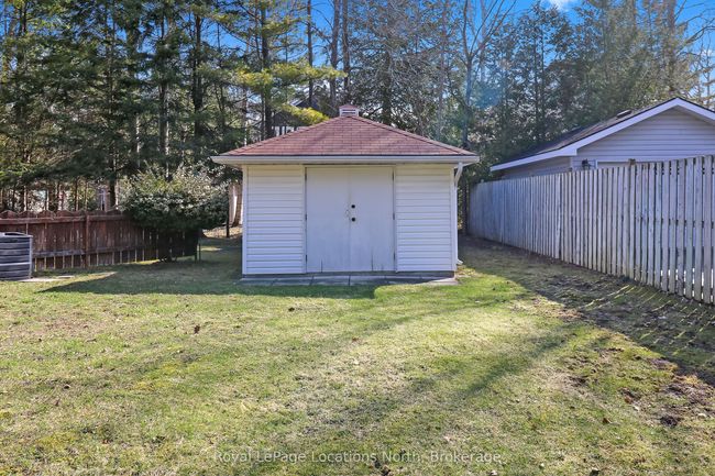 3 48 Th St N, House other with 2 bedrooms, 2 bathrooms and 4 parking in Wasaga Beach ON | Image 41