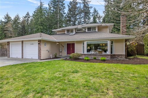 1170 Clubhouse Dr, Qualicum Beach, BC, V9K1C4 | Card Image