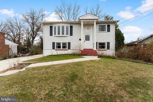 9613 King George Dr, MANASSAS, VA, 20109-3307 | Card Image