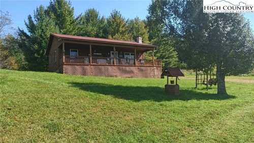 681 Rachel Way, Piney Creek, NC, 28663-9058 | Card Image