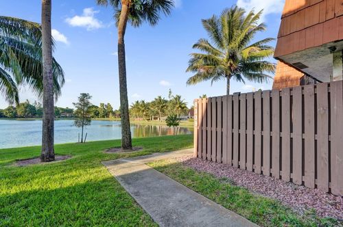 8339-8339 S Coral Cir, North Lauderdale, FL, 33068-4146 | Card Image