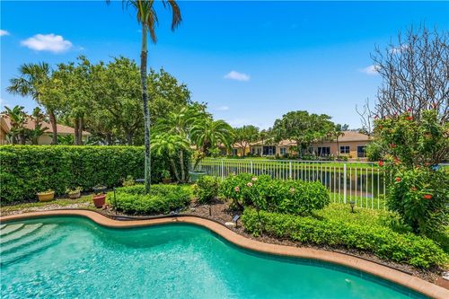 9535 E Maiden Ct, Vero Beach, FL, 32963-4592 | Card Image