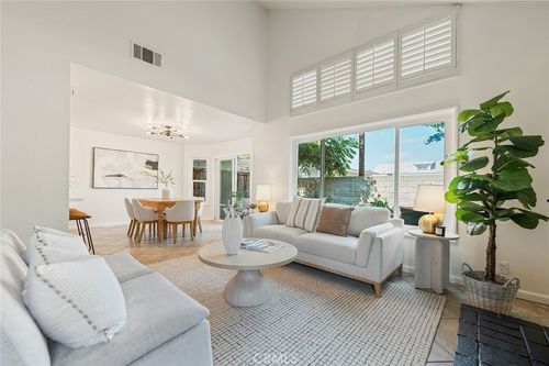 apt-45-630 W Palm Ave, Orange, CA, 92868-2276 | Card Image