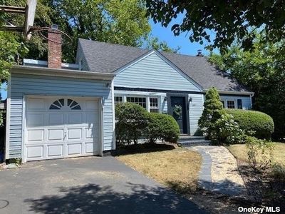 2671 Wilddale Road, House other with 3 bedrooms, 2 bathrooms and null parking in Baldwin NY | Image 1