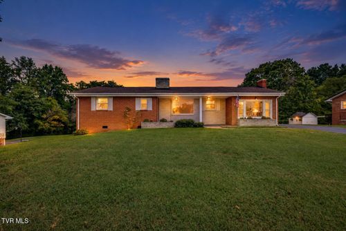 124 Tall Oak Circle, Johnson City, TN, 37601 | Card Image