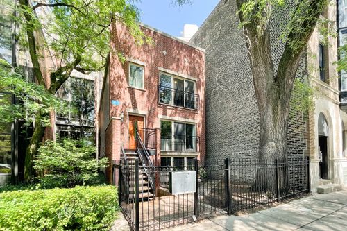 2-2127 N Clark St, Chicago, IL, 60614-8151 | Card Image