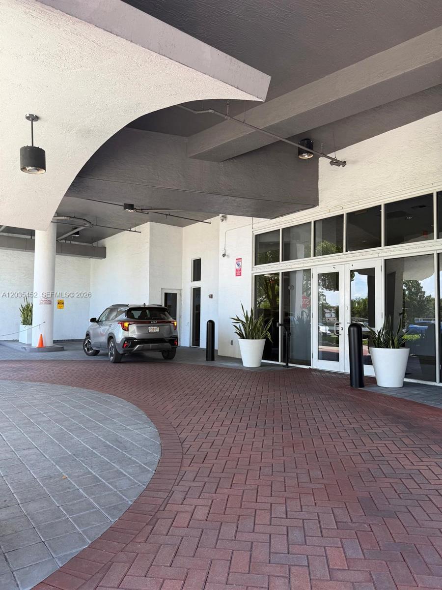 Residential Lease in Miami 3