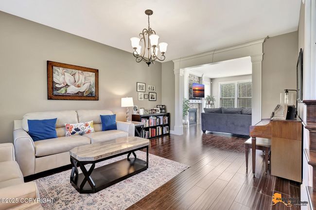 Formal Living Room | Image 5