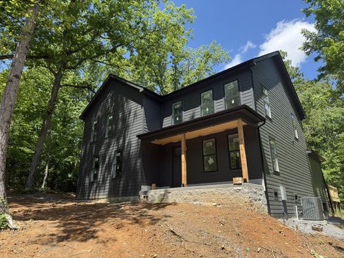 10005 Forest Ln, Bon Aqua, TN, 37025-1564 | Card Image