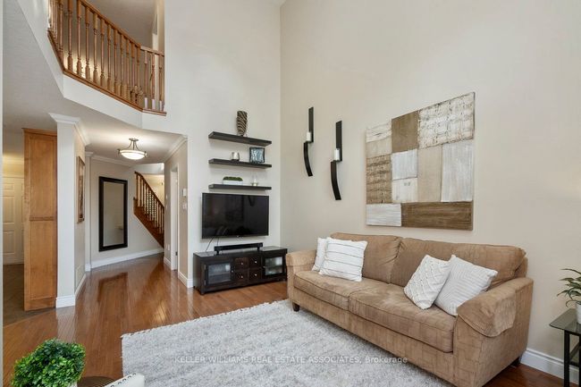 10 Meadowglen Blvd, House other with 4 bedrooms, 4 bathrooms and 2 parking in Georgetown ON | Image 10
