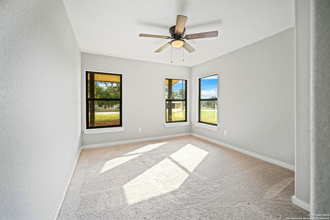 222 (17A) Winship Rd, House other with 3 bedrooms, 2 bathrooms and null parking in Pleasanton TX | Image 6
