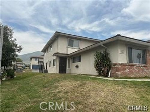 3532 Rainbow Ln, Highland, CA, 92346-2543 | Card Image