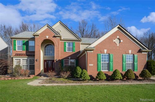34376 Giannetti Dr, Sterling Heights, MI, 48312-5736 | Card Image