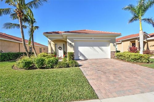 3517 Crosswater Dr, NORTH FORT MYERS, FL, 33917-7849 | Card Image