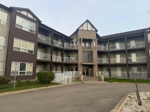 304-290 Plamondon Dr, Fort Mcmurray, AB, T9K0A5 | Card Image