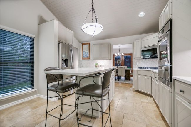 7306 Fireoak Dr, House other with 3 bedrooms, 2 bathrooms and 4 parking in Austin TX | Image 13