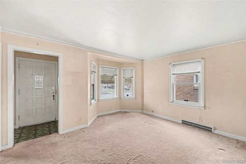 14814 Lesure St, Detroit, MI, 48227-3245 | Card Image