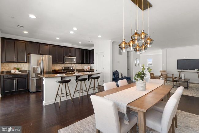 B - 665 E Church St, Townhouse with 3 bedrooms, 3 bathrooms and null parking in FREDERICK MD | Image 11