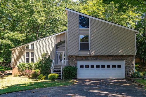 1985 Branch Valley Dr, Roswell, GA, 30076-3035 | Card Image