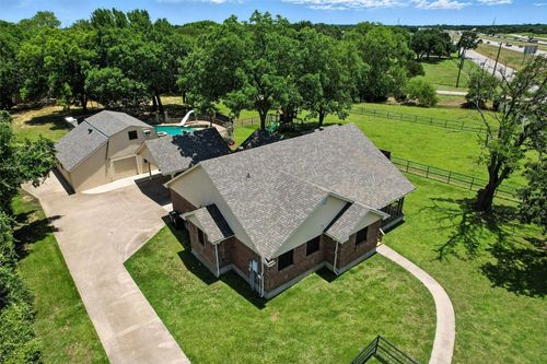 6705 Us 287 Hwy, Arlington, TX, 76001-7623 | Card Image