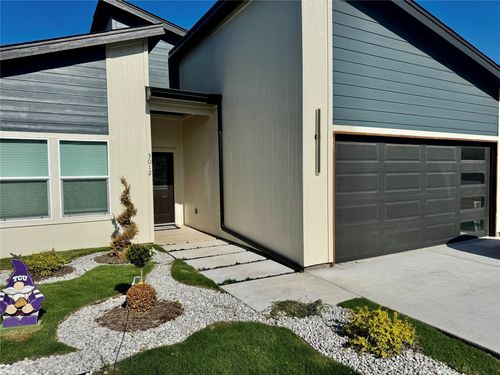 3012 Paluxy Trl, Granbury, TX, 76048-5860 | Card Image