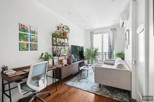 2a-776 Franklin Ave, Brooklyn, NY, 11238-6887 | Card Image