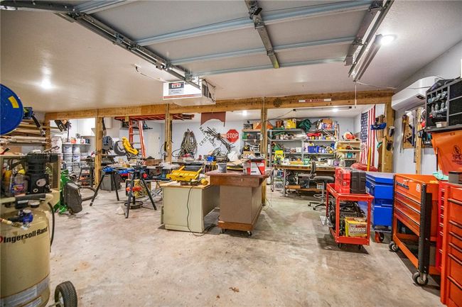 Heated and cooled workshop / flex space | Image 44