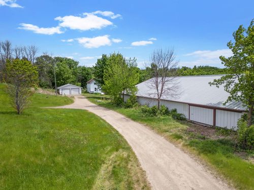 11651 State Road 35, Prescott, WI, 54021-7602 | Card Image