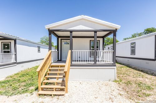 7-193 Live Oaks St, Medina, TX, 78055-3955 | Card Image