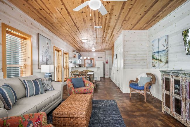 Open Living kitchen & dining. | Image 4