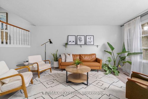 128 Heather Ave, Cambridge, ON, N3C2Y7 | Card Image