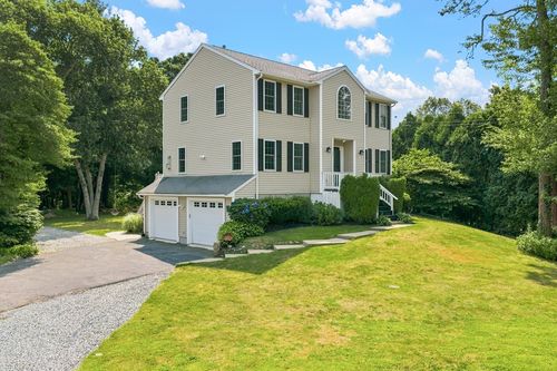 21 Forestview Dr, Fairhaven, MA, 02719 | Card Image