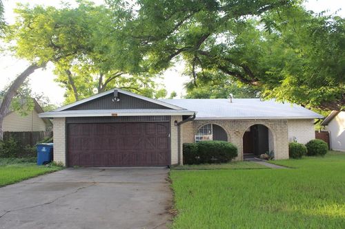 12118 Old Stage Trl, Austin, TX, 78750-1713 | Card Image