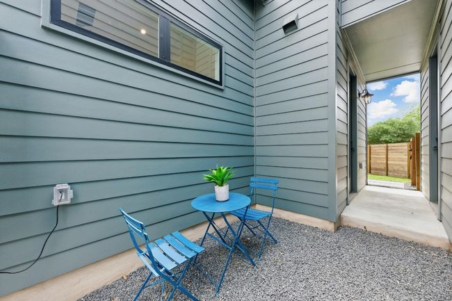 2 - 2105 Sl Davis Ave, House other with 3 bedrooms, 3 bathrooms and null parking in Austin TX | Image 28