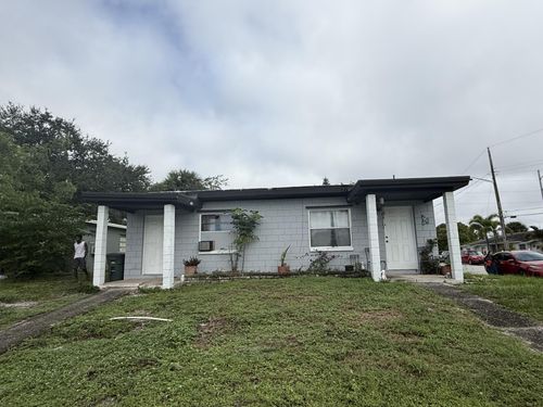 602 Cedar Pl, Fort Pierce, FL, 34950-3070 | Card Image