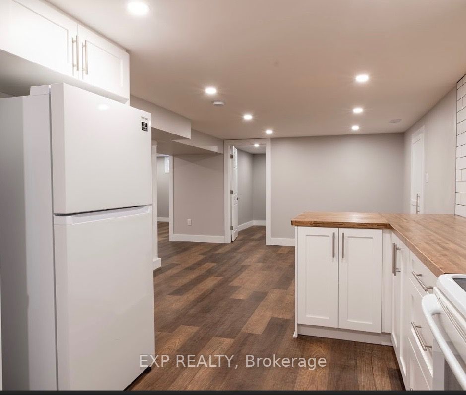 Residential Lease in Hamilton 2