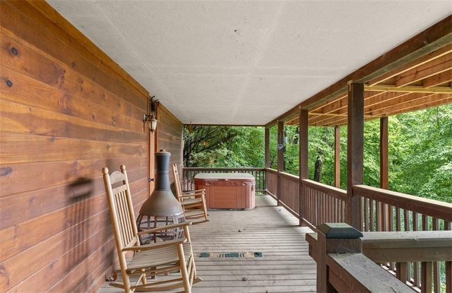 372 Mountain View Rd, House other with 2 bedrooms, 1 bathrooms and 2 parking in Ellijay GA | Image 7