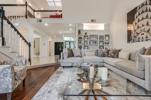 6-6 Villa Jardin, San Antonio, TX, 78230-2747 | Card Image