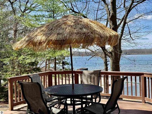 8251 W Sapphire Ave, Lake City, MI, 49651-8638 | Card Image