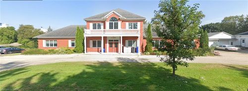 140 Foundry St, Baden, ON, N3A2P7 | Card Image