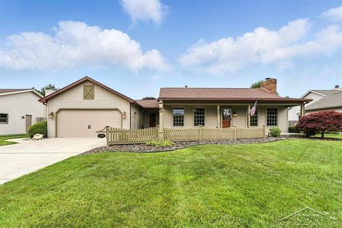 699 Plantation Dr, Saginaw, MI, 48638-7162 | Card Image