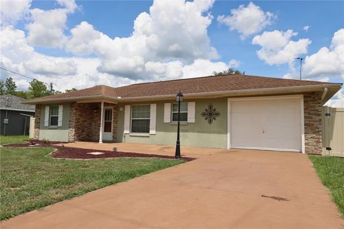 7 Pecan Drive Loop, Ocala, FL, 34472-6249 | Card Image