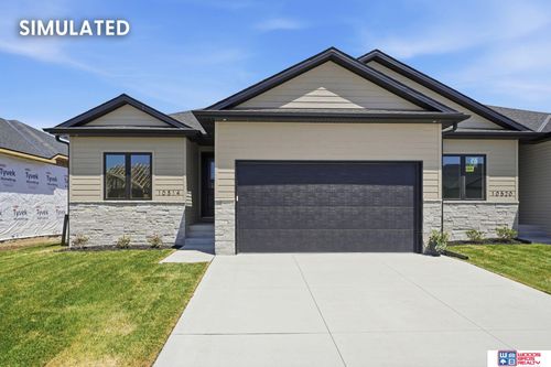 10500 Majestic Ln, Lincoln, NE, 68527-2526 | Card Image