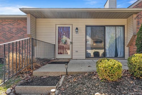 422 Water Tower Cir, Brighton, MI, 48116-2921 | Card Image