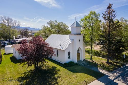 404 N Main St, Twin Bridges, MT, 59754-8730 | Card Image