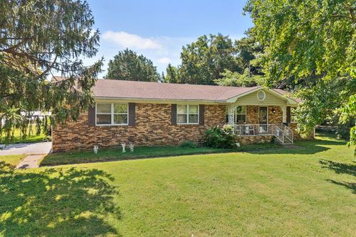 308 Hillaire Dr, Hopkinsville, KY, 42240-4908 | Card Image
