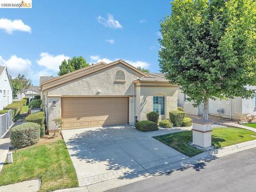 1585 Summerland Way, Brentwood, CA, 94513-2676 | Card Image