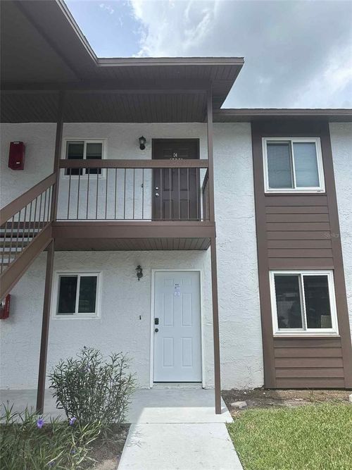 unit-2070-39132 County Road 54, ZEPHYRHILLS, FL, 33542-1120 | Card Image